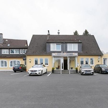 Hotel 9-Enhof วุปปาทัล ภายนอก รูปภาพ